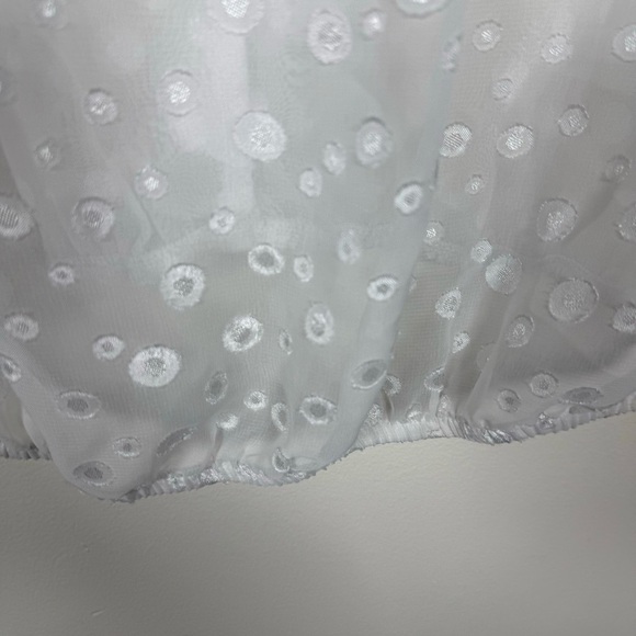 BCX White Sheer Ruffled Blouse Size Small - Picture 9 of 12